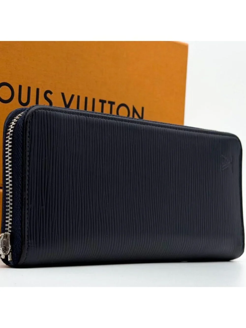 Louis Vuitton Zippy Wallet Vertical Epi Navy Round
